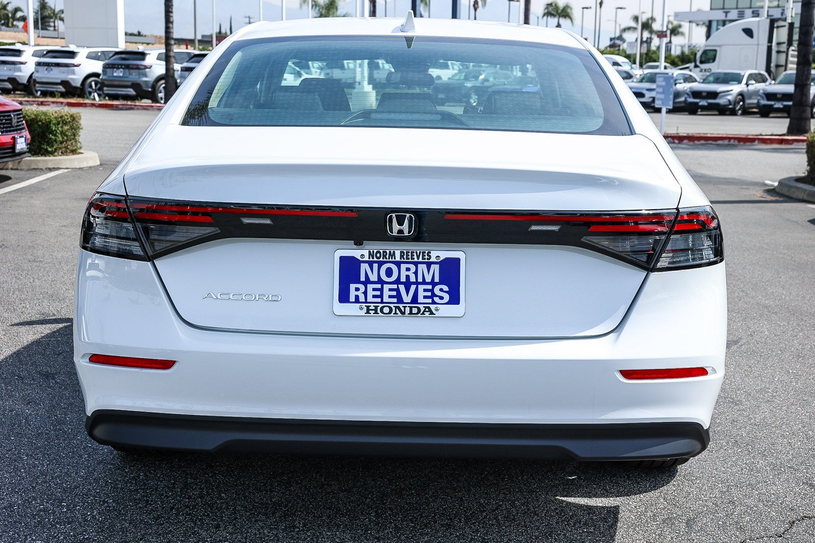 New 2026 Platinum White Pearl Honda LX CVT image 5