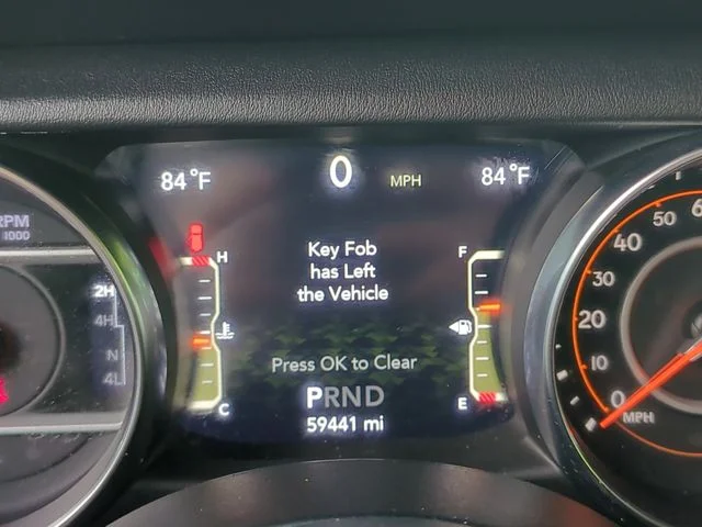 Used 2019 White Jeep Unlimited Sahara image 33