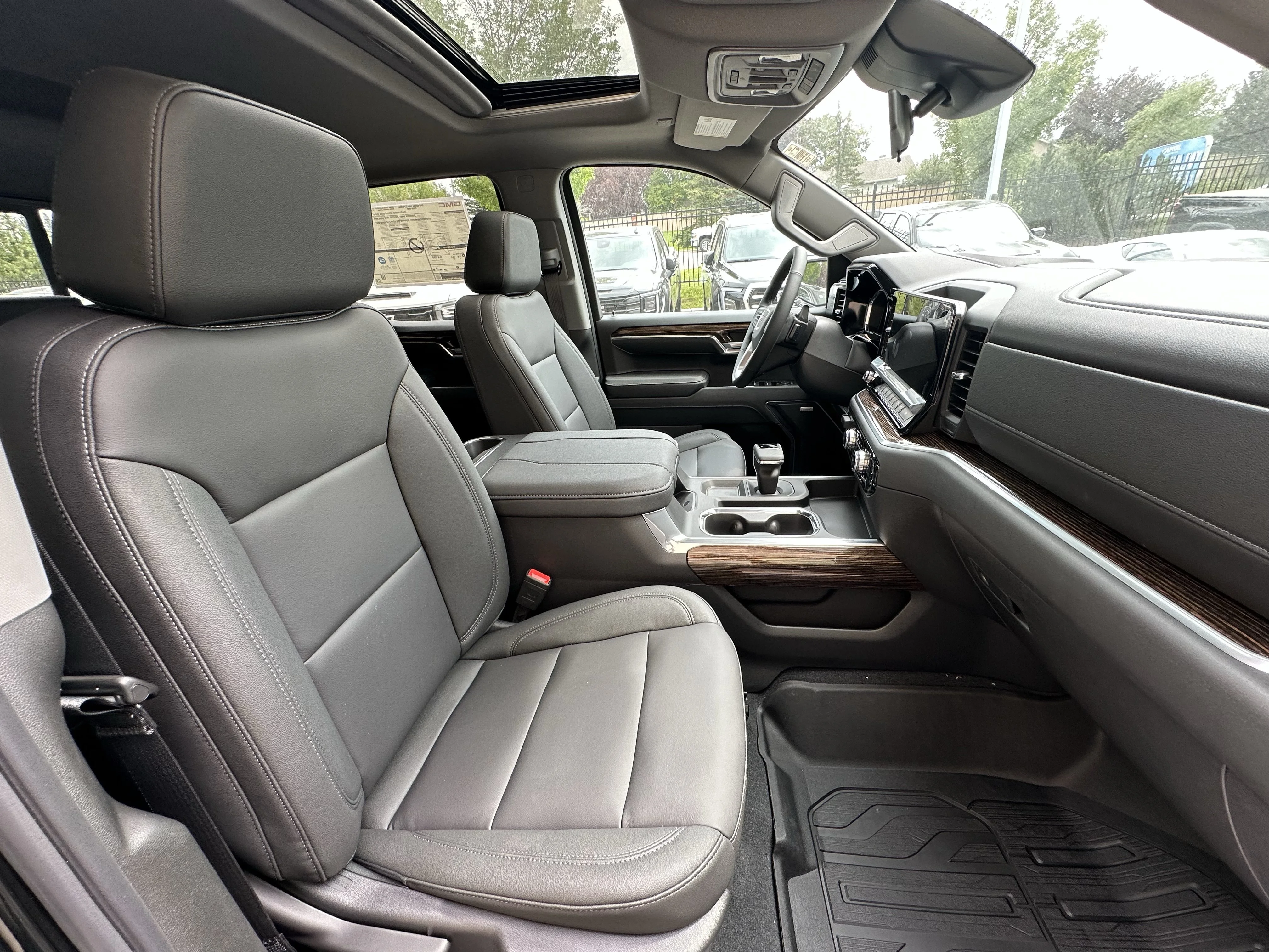 New 2026 Onyx Black GMC Elevation image 20
