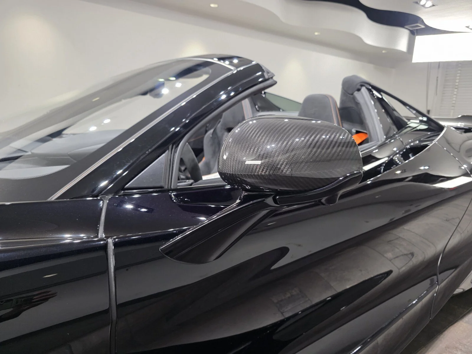 New 2025 MSO Borealis Black McLaren Spider image 19
