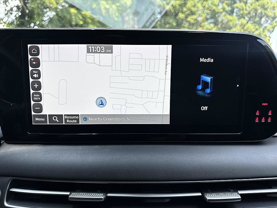 Used 2024 Abyss Black Pearl Hyundai Limited image 16