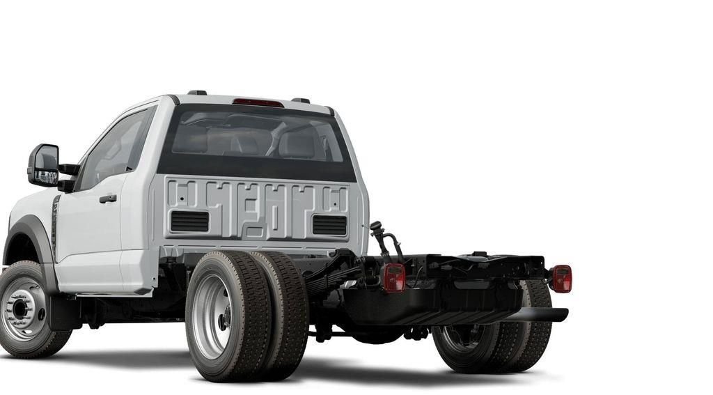 New 2025 Oxford White Ford F-450® XL image 49