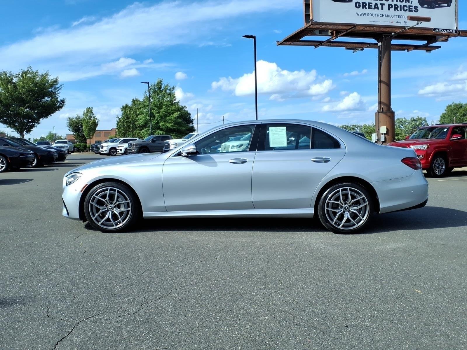 Used 2021  MERCEDES BENZ  image 3
