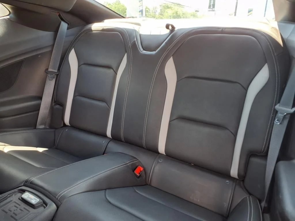 2021 Chevrolet Camaro 3LT - Photo 12