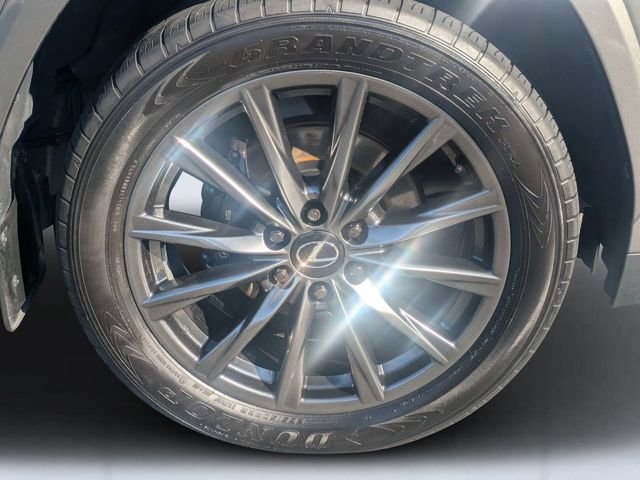 Used 2024  Lexus 600 F SPORT image 11