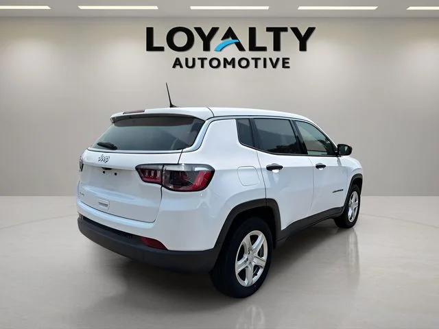 Used 2023 White Jeep Sport image 5