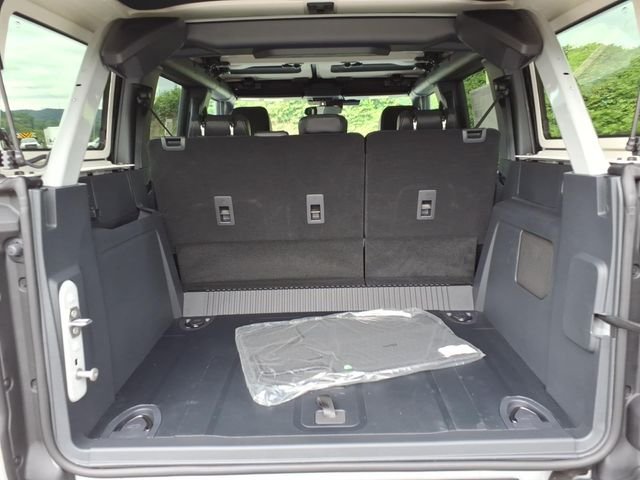 New 2026 Avalanche Gray Ford Badlands image 14
