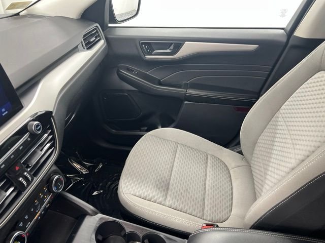 Used 2022 Blue Ford SE image 20