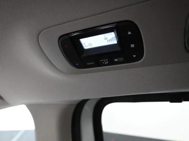 Used 2025 Platinum White Pearl Honda Touring image 35