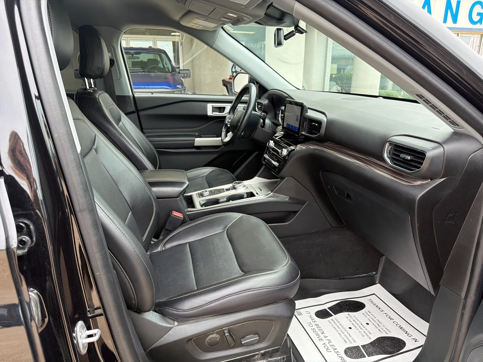 Used 2022 Agate Black Metallic Ford Limited image 14