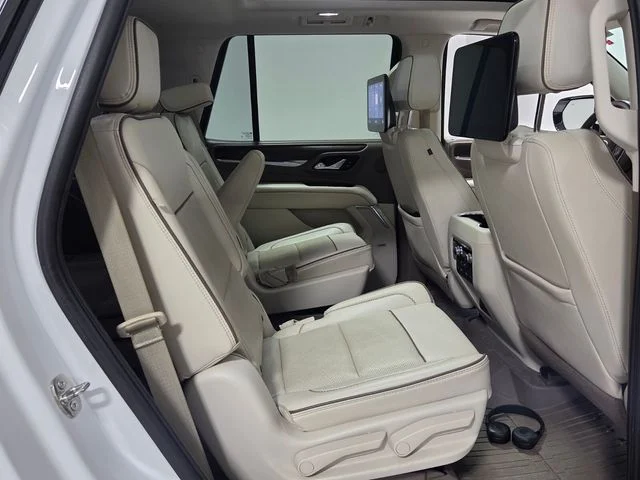 Used 2021 White GMC Denali image 16