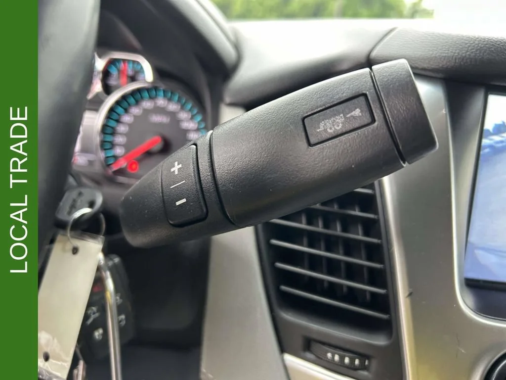 Used 2020 BLACK Chevrolet LT image 24