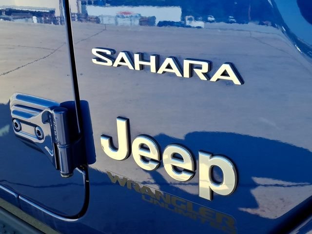 Used 2018 Blue Jeep Sahara 4x4 image 24