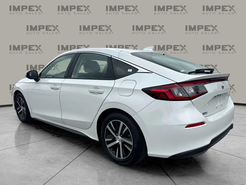 Used 2024 White Honda LX image 3