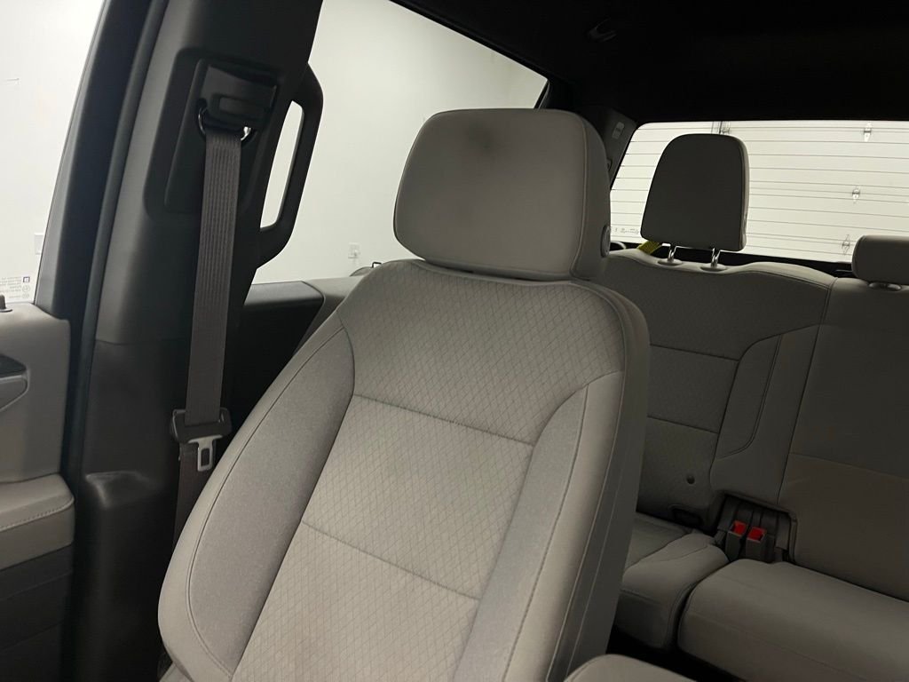 Used 2025 Cypress Gray Chevrolet LT image 41