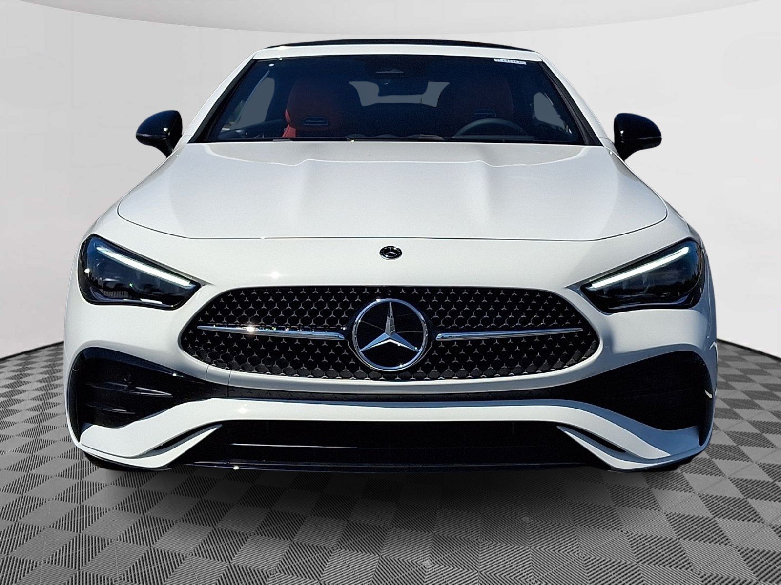 New 2027 Polar White Mercedes-Benz CLE 300 image 2