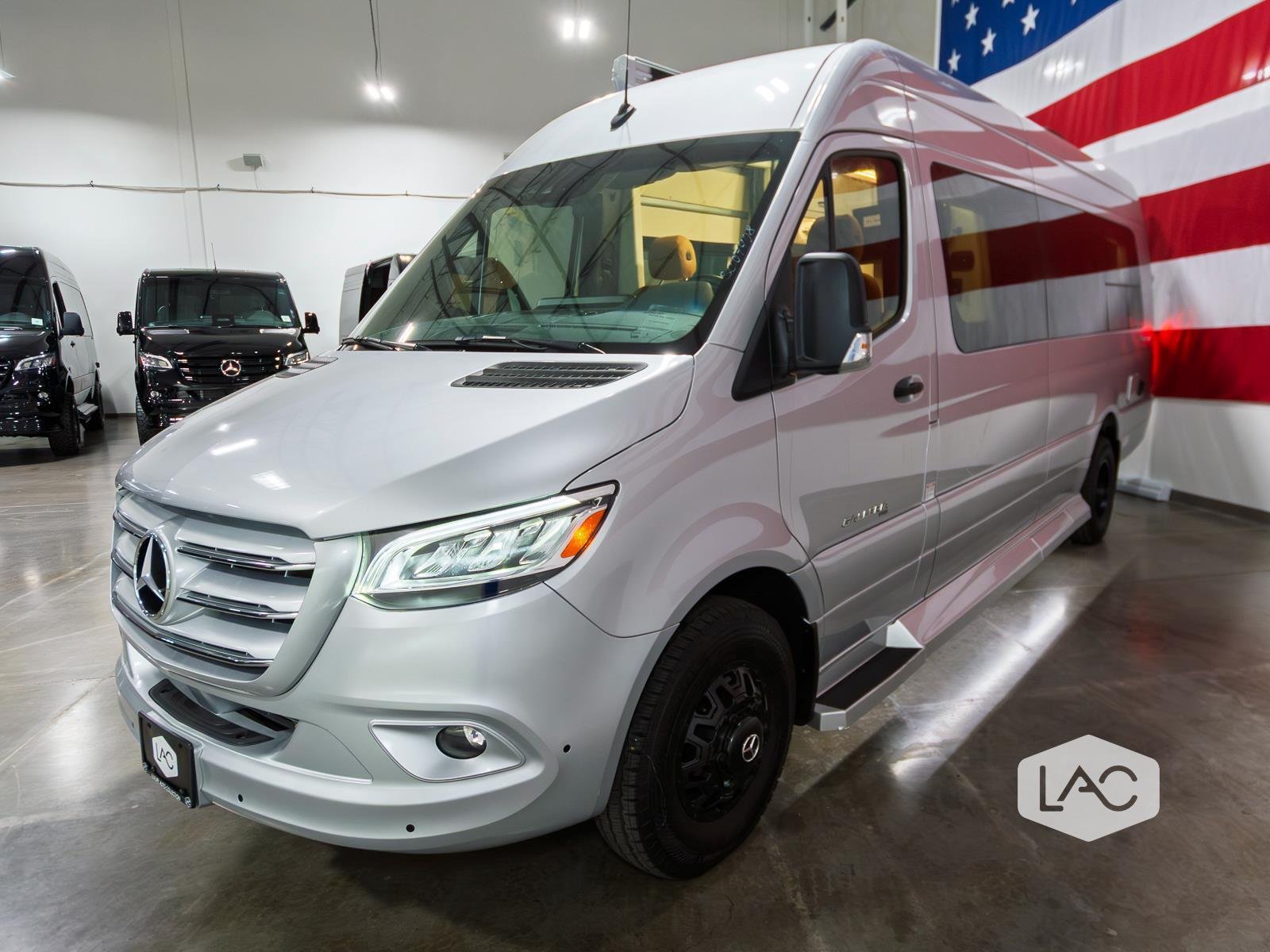 Used 2025 Iridium Silver Coachmen M-24 | Dual-Twin Beds|Generator|Electrical Pkg image 41