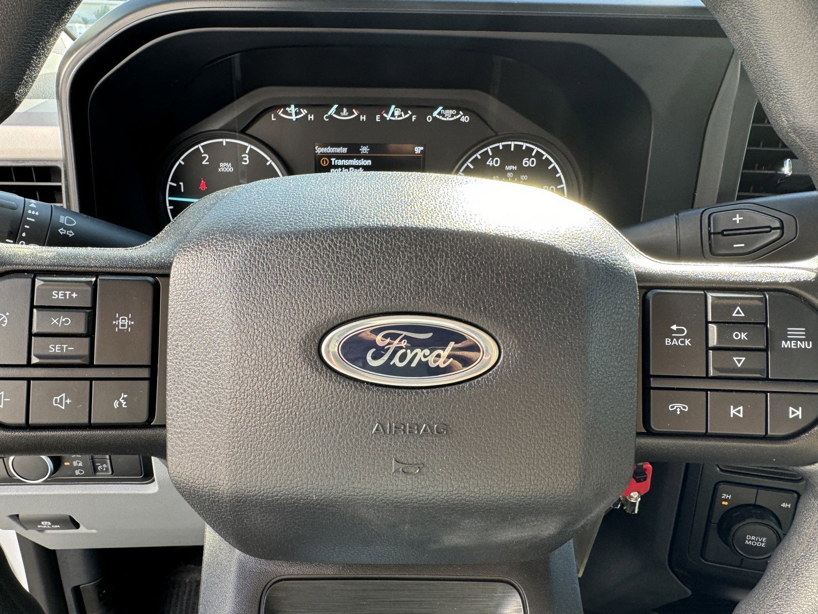 New 2024 Oxford White Ford F-550® XL image 25