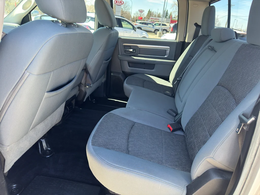 Used 2014 Bright Silver Metallic Clearcoat Ram Big Horn image 11