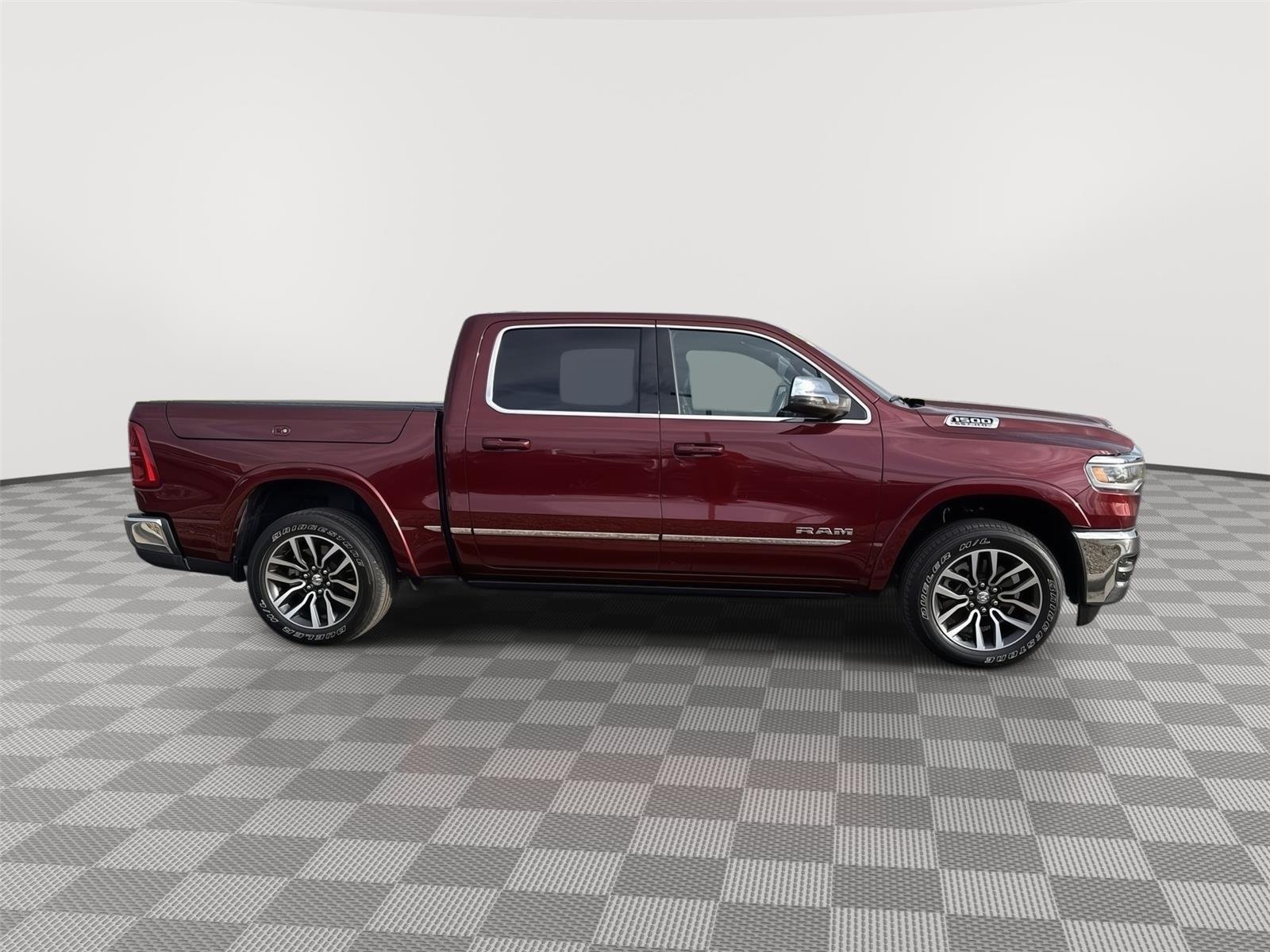 Used 2025 Delmonico Red Pearlcoat Ram Limited image 15