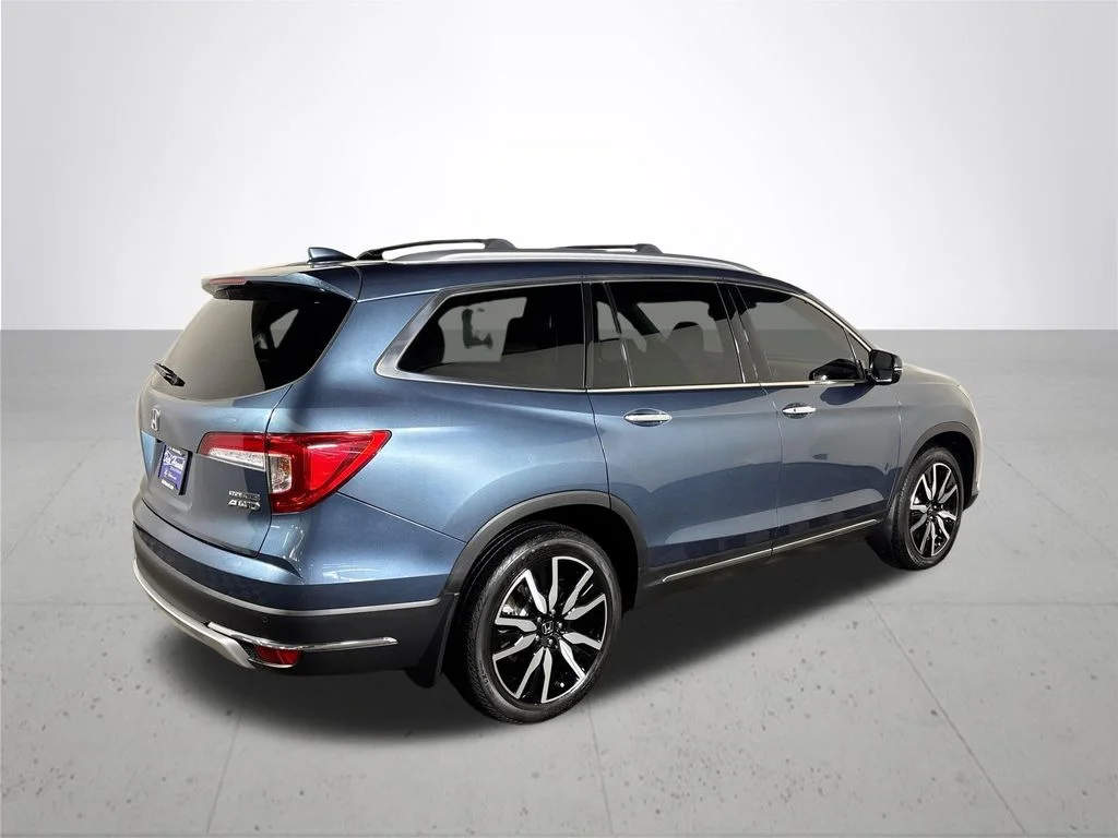 Used 2021  Honda Touring image 6