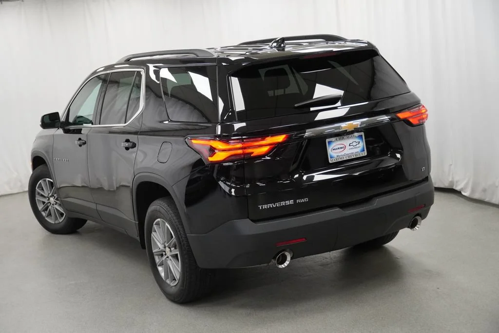 Used 2023 Mosaic Black Metallic Chevrolet LT Leather image 9