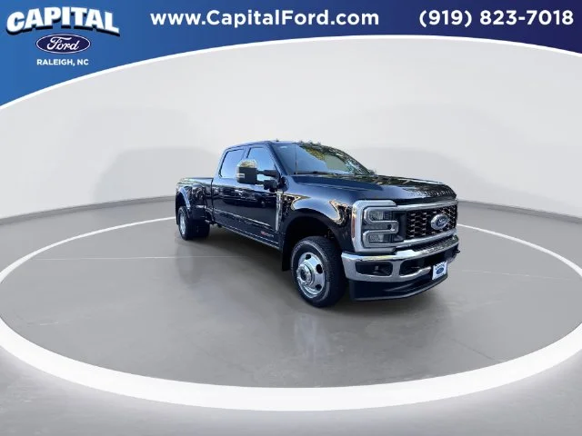 Used 2025 Black Ford King Ranch image 2