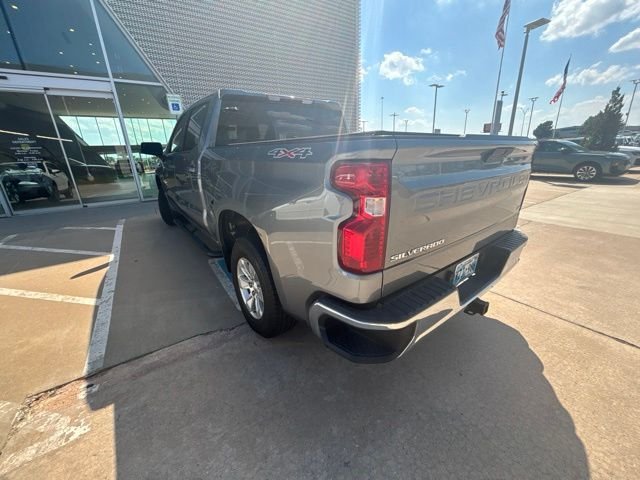 Used 2021 Gray Chevrolet LT image 4