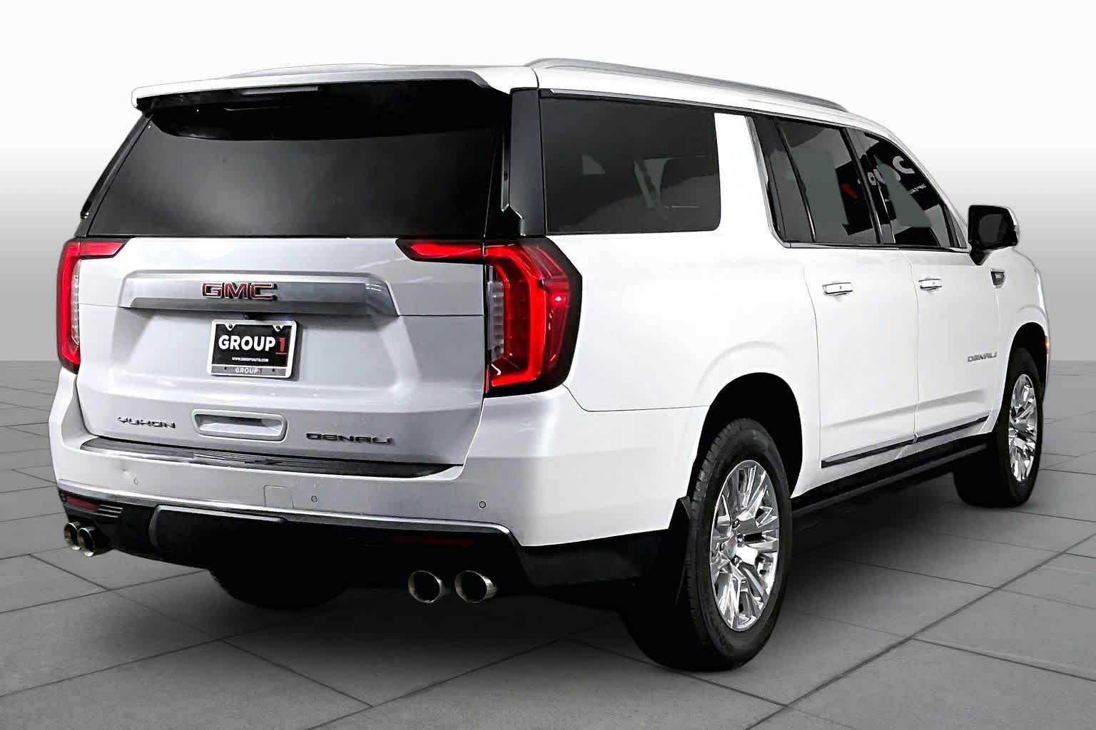 2022 GMC Yukon XL Denali - Photo 13