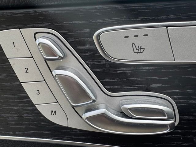 Used 2021 Black Mercedes-Benz GLC 300 image 8
