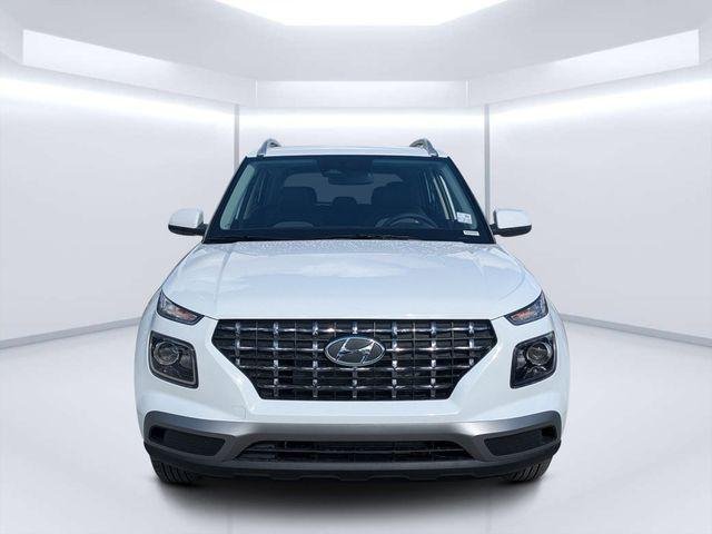 New 2026 White Hyundai SEL image 8