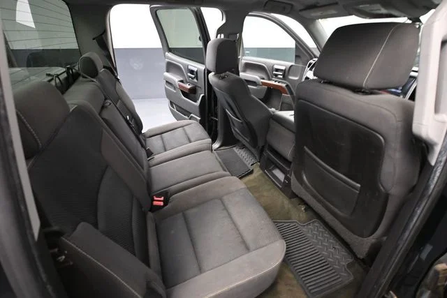 Used 2015 Black GMC SLE image 40