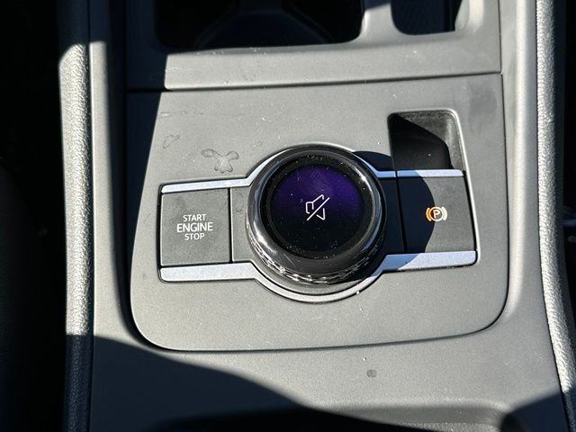 New 2026 Platinum Gray Metallic Volkswagen 2.0T SE image 39
