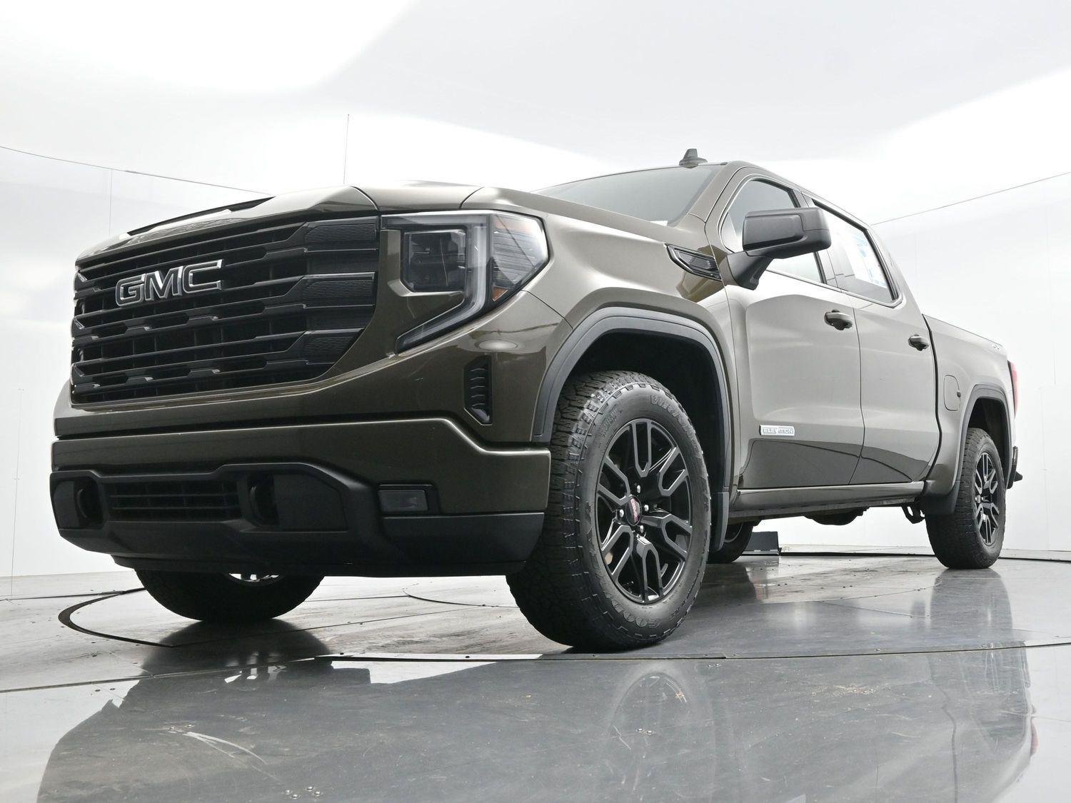 Used 2023 Deep Bronze Metallic GMC Elevation image 41