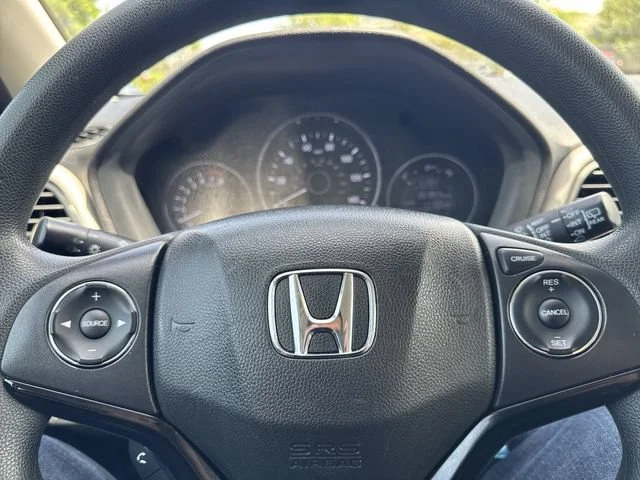 Used 2021 Lunar Silver Metallic Honda LX image 29