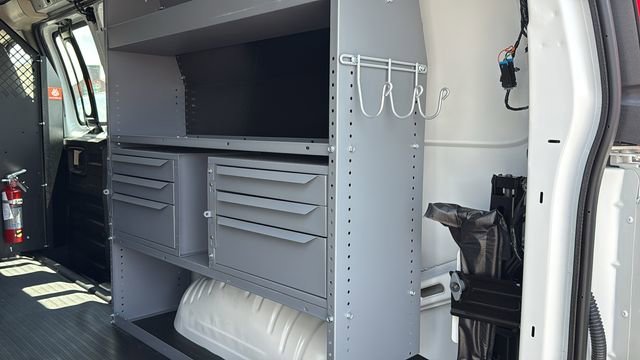 2025 Chevrolet Express Cargo Work Van - Photo 19