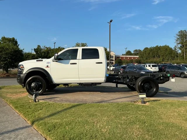 New 2027 Bright White Clearcoat RAM Tradesman image 4