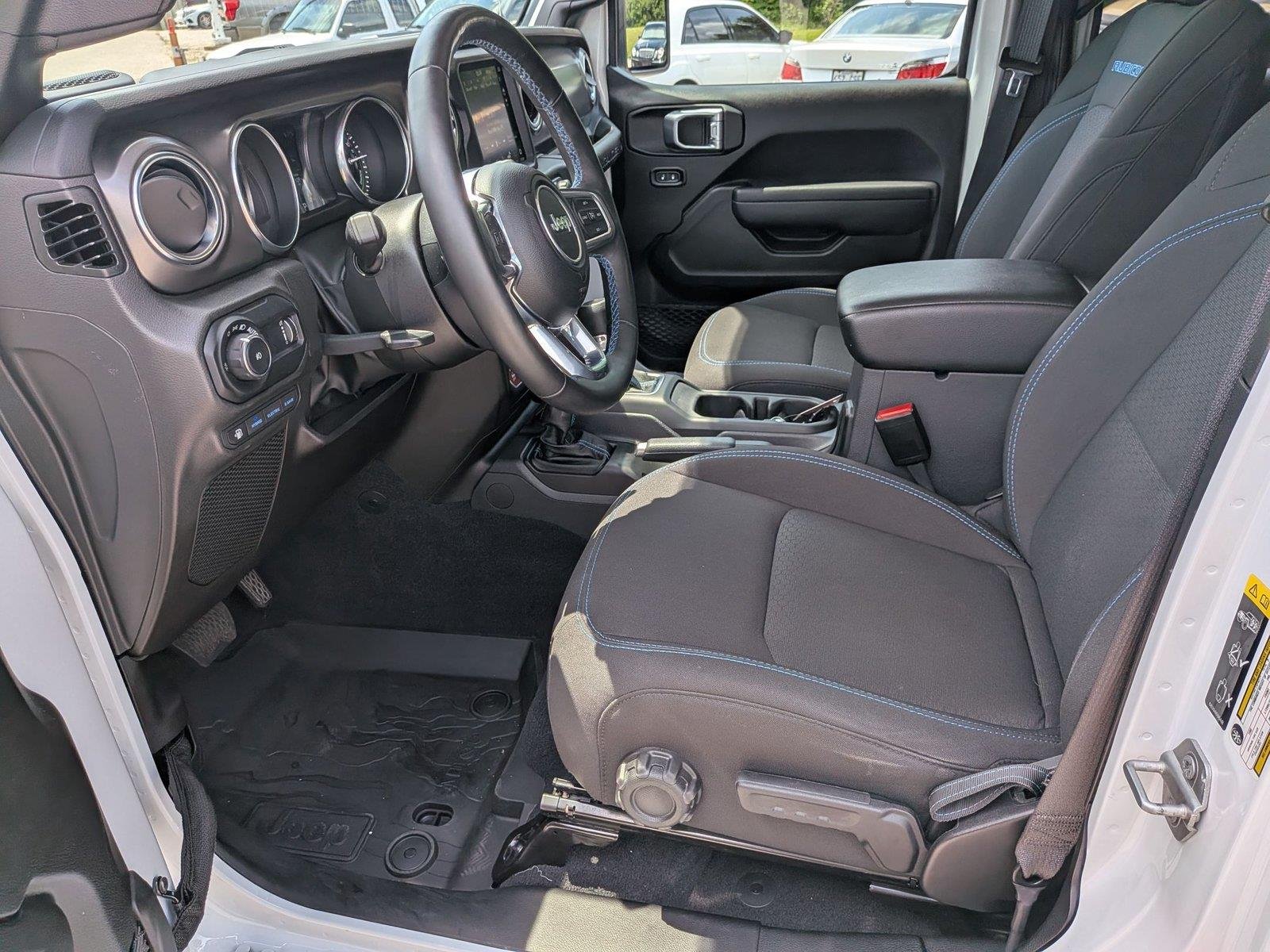 Used 2023 Bright White Clearcoat Jeep Rubicon image 18