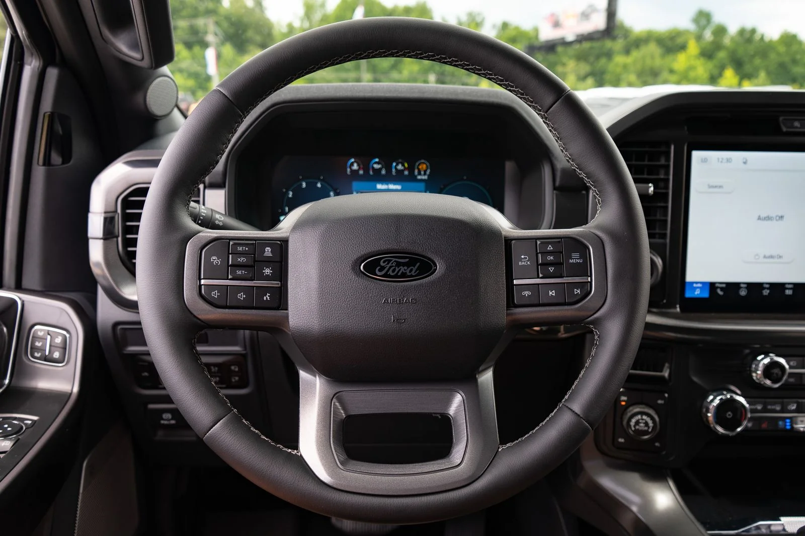 New 2026 White Ford Lariat image 28