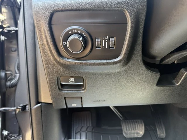 2025 Jeep Grand Cherokee Altitude - Photo 16