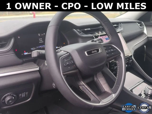 Used 2023 Silver Jeep Limited image 33