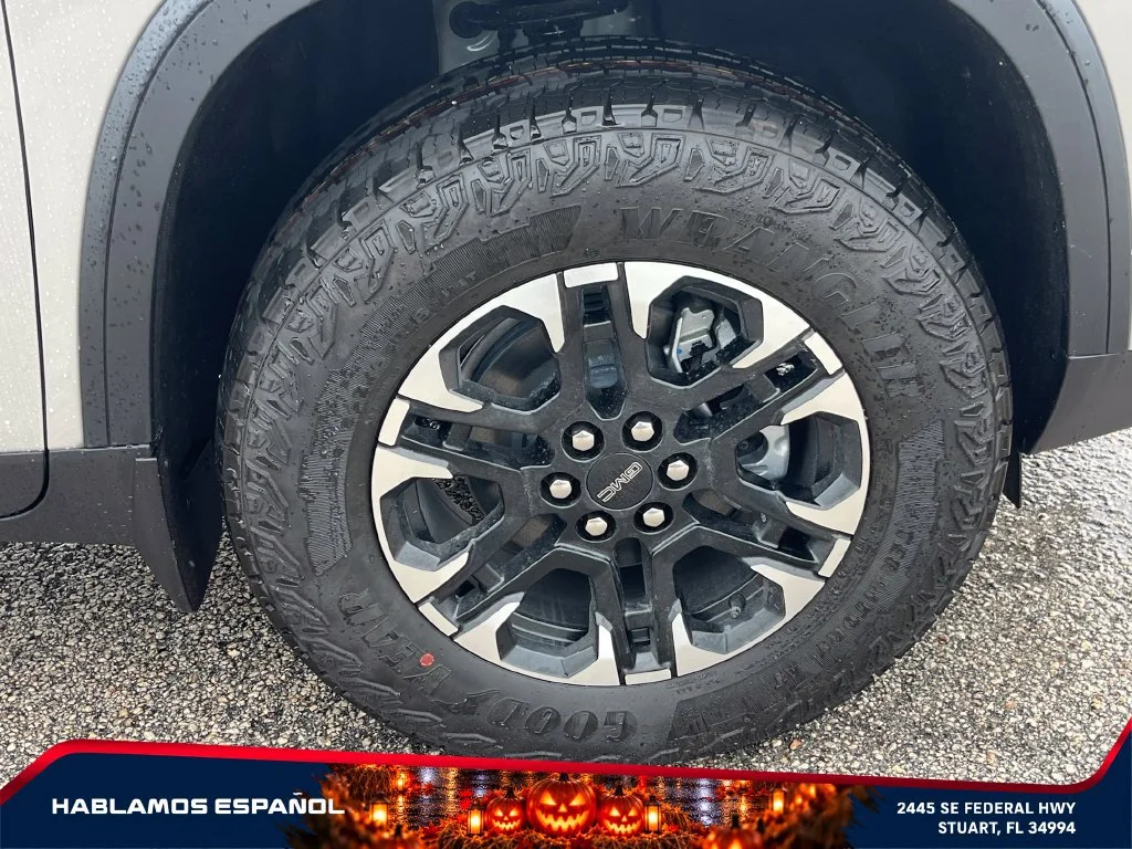 New 2027 Riverstone Metallic GMC AT4 image 22