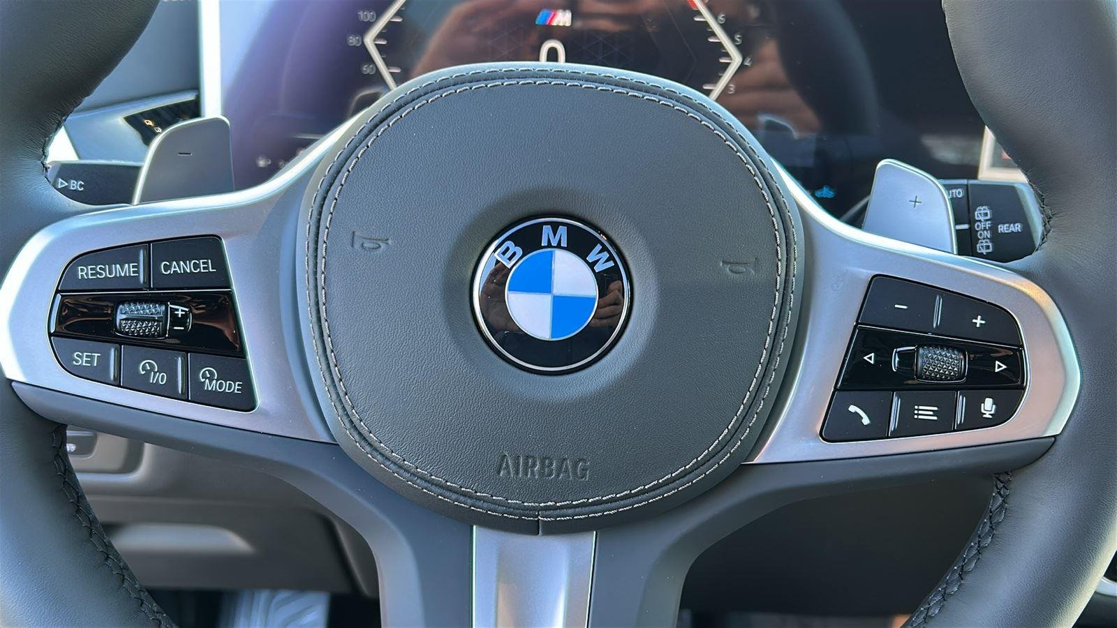 New 2026 Black Sapphire Metallic BMW xDrive40i image 12