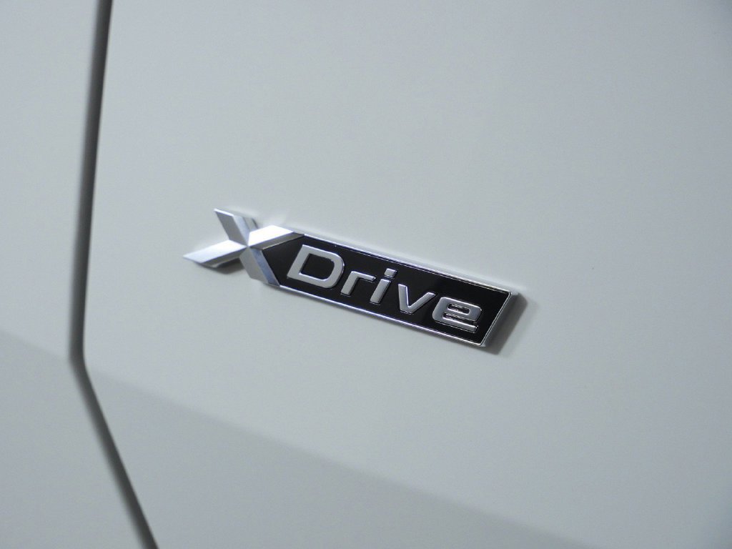 Used 2026 Alpine White BMW 30 xDrive image 14