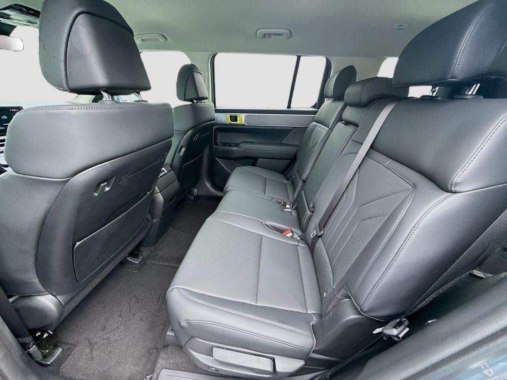 New 2026 Ecotronic Gray Hyundai SEL FWD image 17