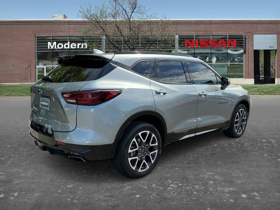 Used 2023 Sterling Gray Metallic Chevrolet RS image 3