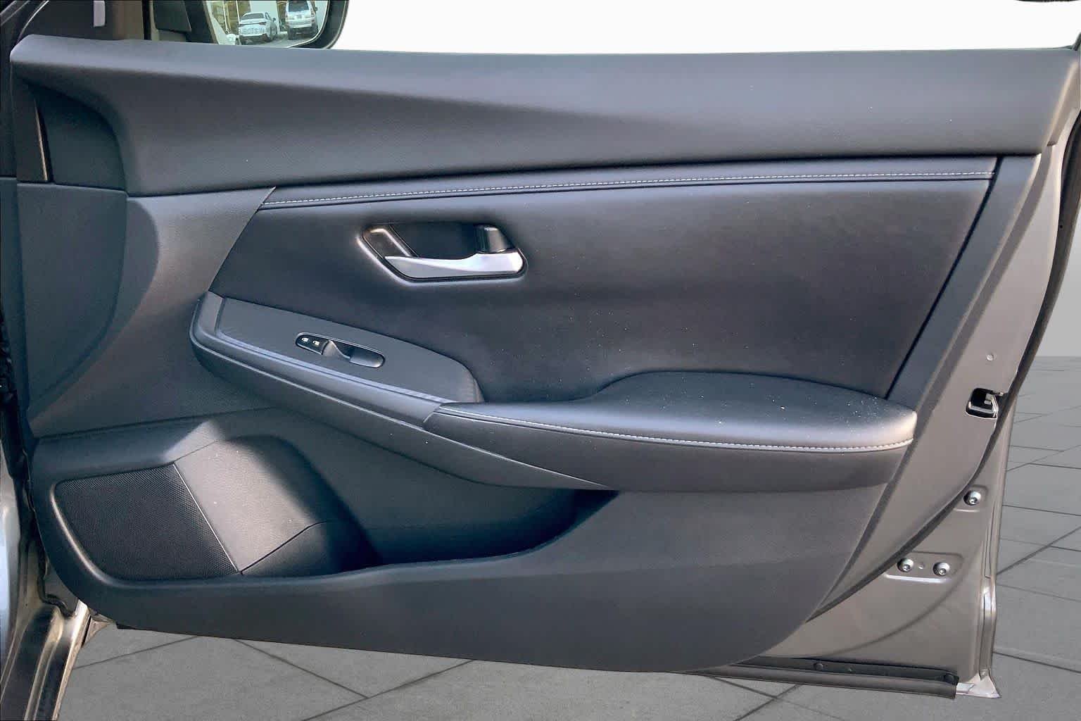 Used 2022 Gun Metallic Nissan SV image 19