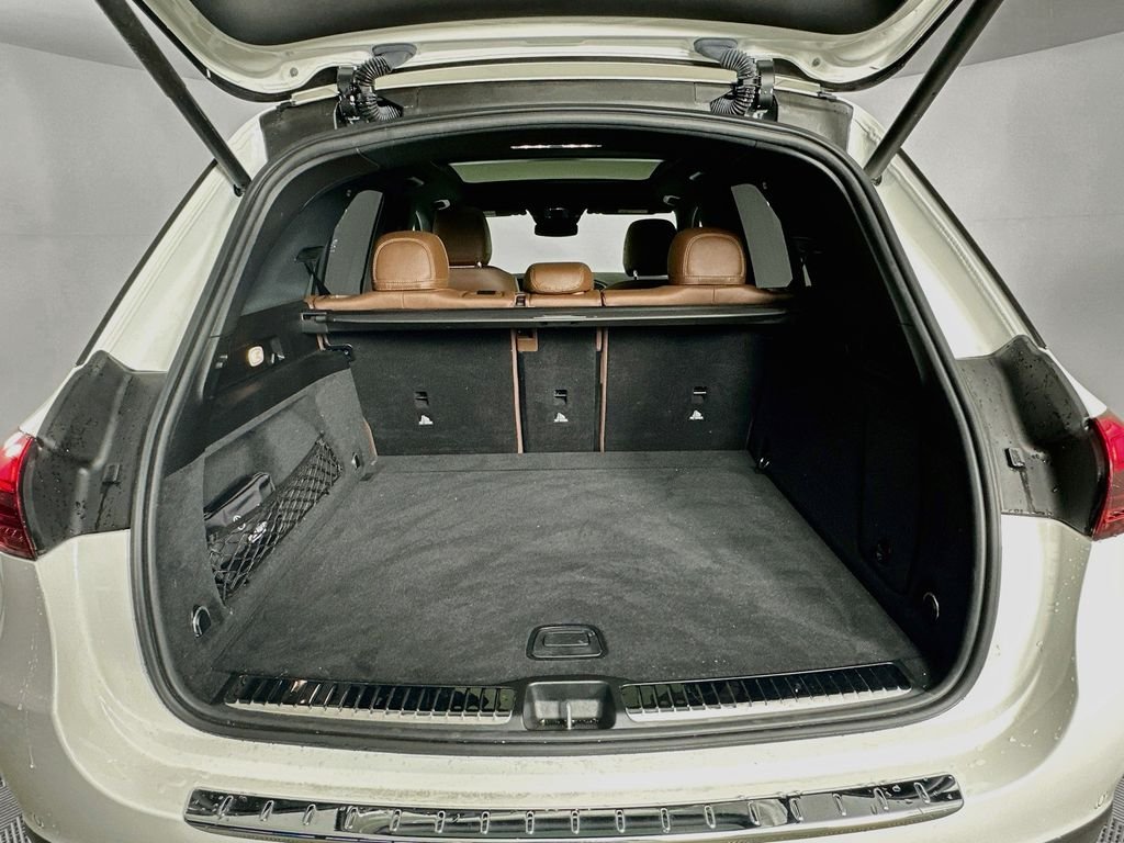 Used 2024 White Mercedes-Benz GLE 350 image 27