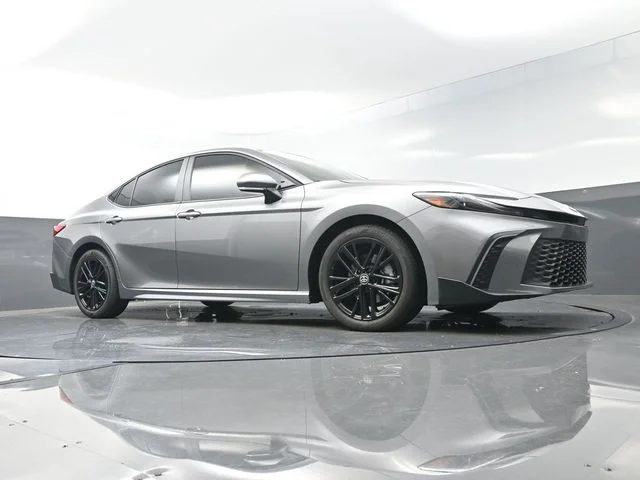 Used 2026  Toyota SE image 43