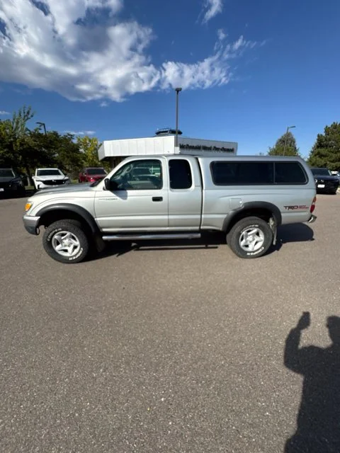 Used 2004 Silver Toyota Base image 5